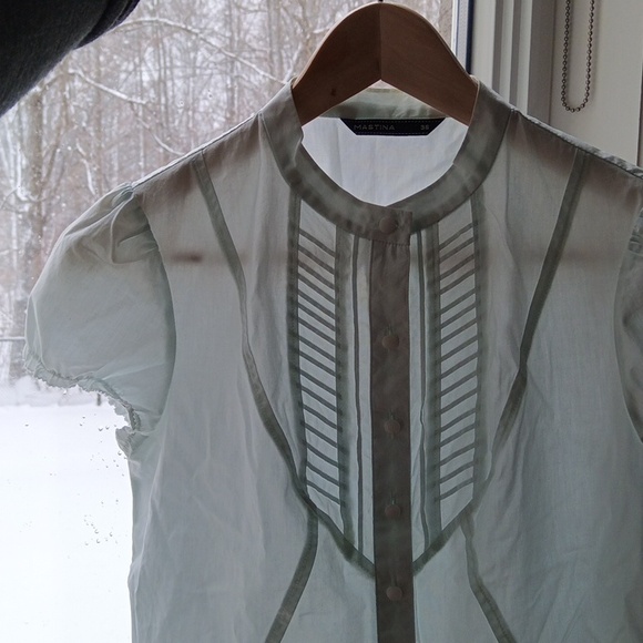 Ptp17" Cotton Aqua-blue Short Puff Sleeve Button Blouse with Pleated Details - Picture 7 of 17